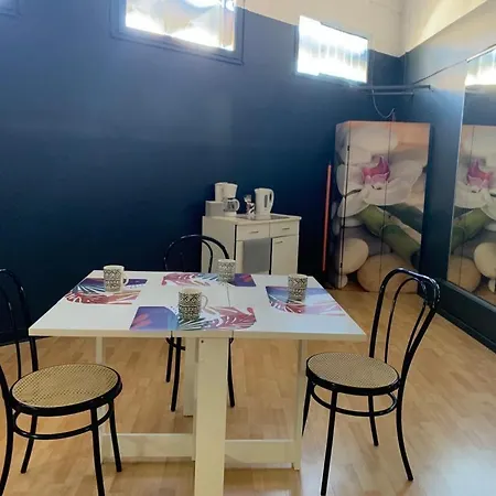 Studio Atypique En Plein Centre Каор