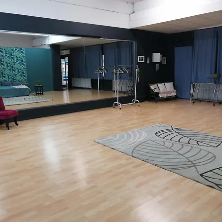 Studio Atypique En Plein Centre Апартаменты